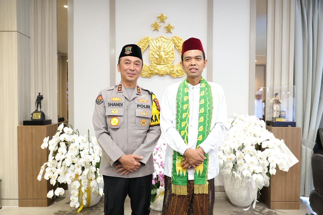 Ustaz Abdul Somad Jadi Khatib Jumat di Mapolda Sumsel, Ingatkan Tugas Polisi Adalah Amanah